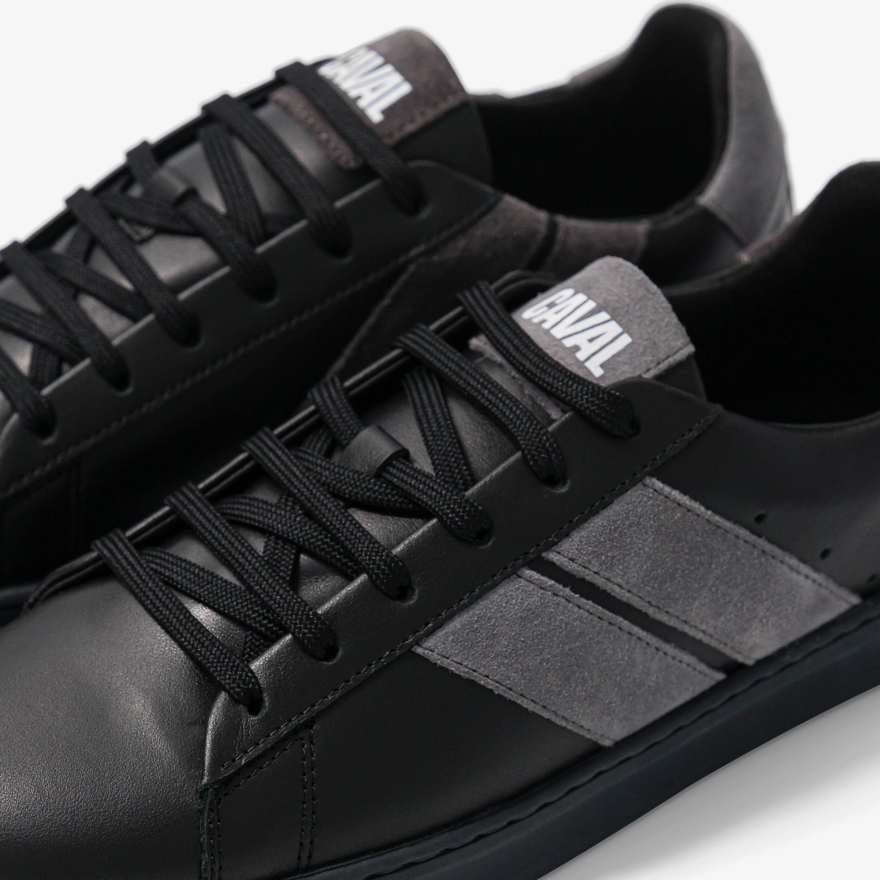 Black Steel - Image 3