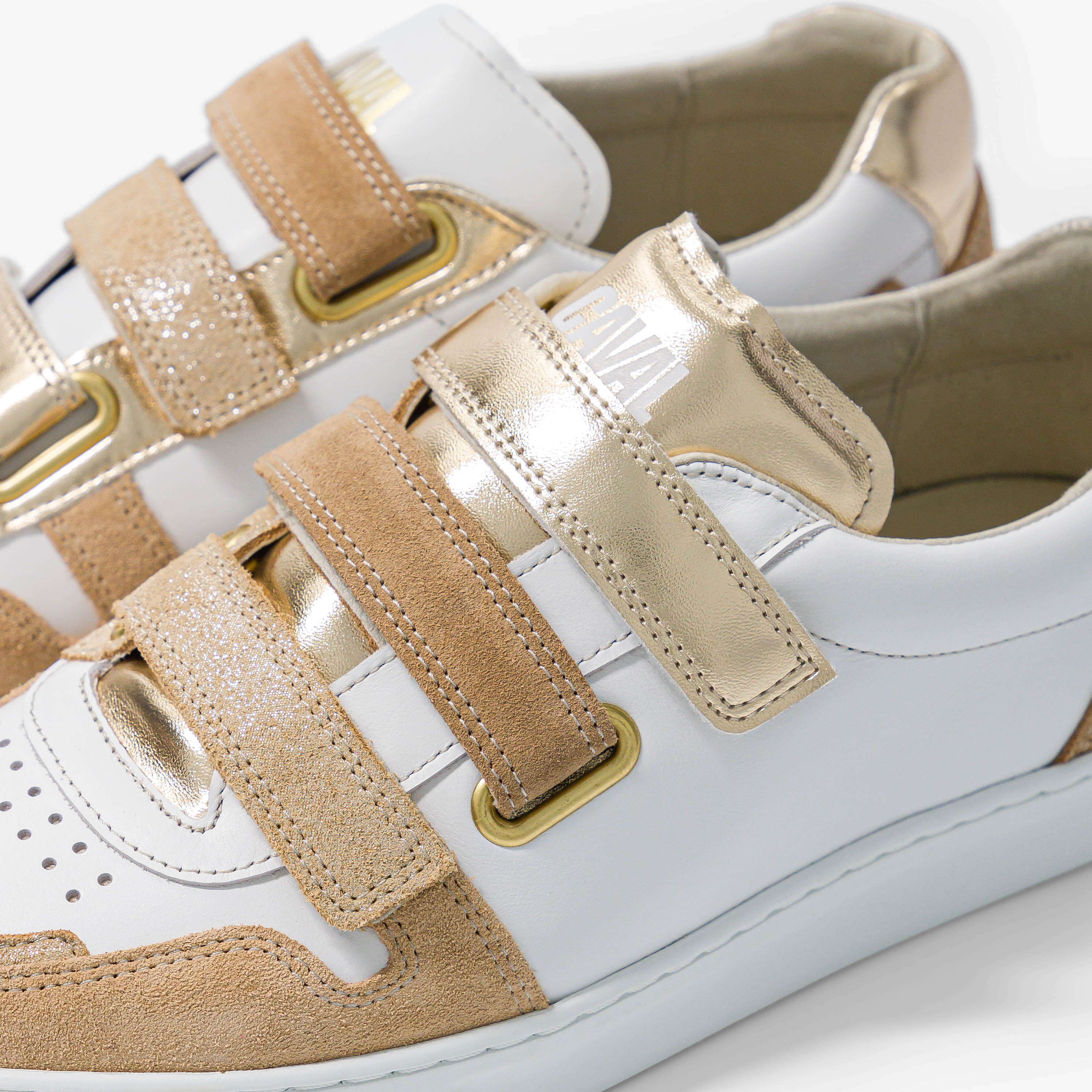 Gold Digger - Image 5
